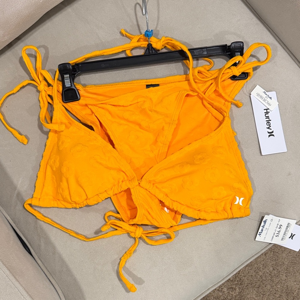 Hurley triangle bikini